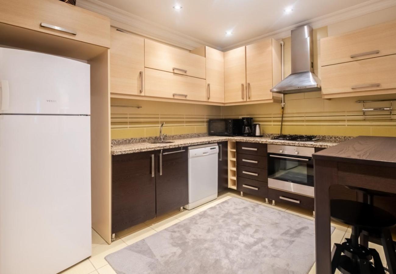 Exclusive Flat With Balcony In Nisantasi Apartment Istanbul Ngoại thất bức ảnh